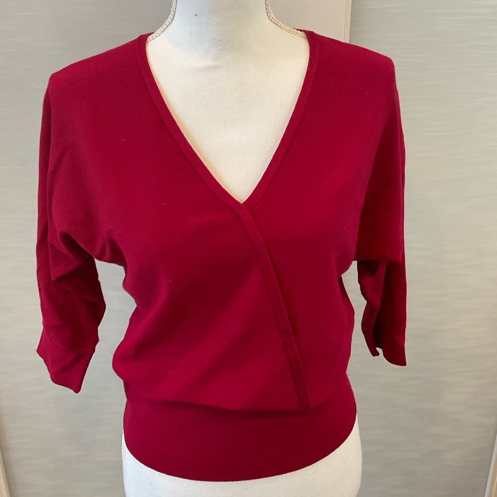 White House Black Market Vibrant Burgundy 3/4 length Sweater XS